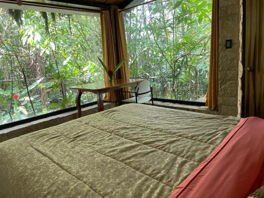 Cantalarana Lodge Mindo Extérieur photo